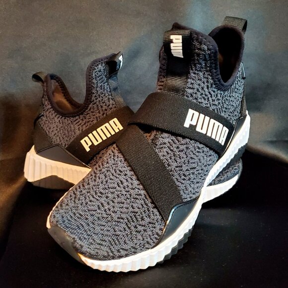 Shoes - Picture 3 of 5